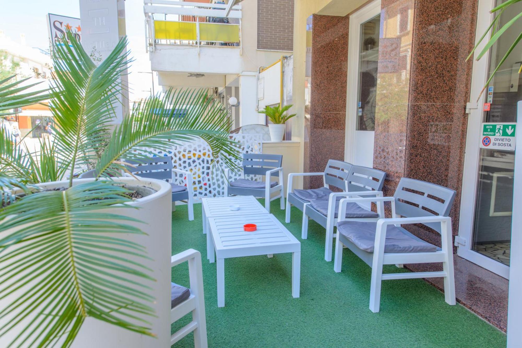 Nautic Beach Hotel Rimini Exterior photo