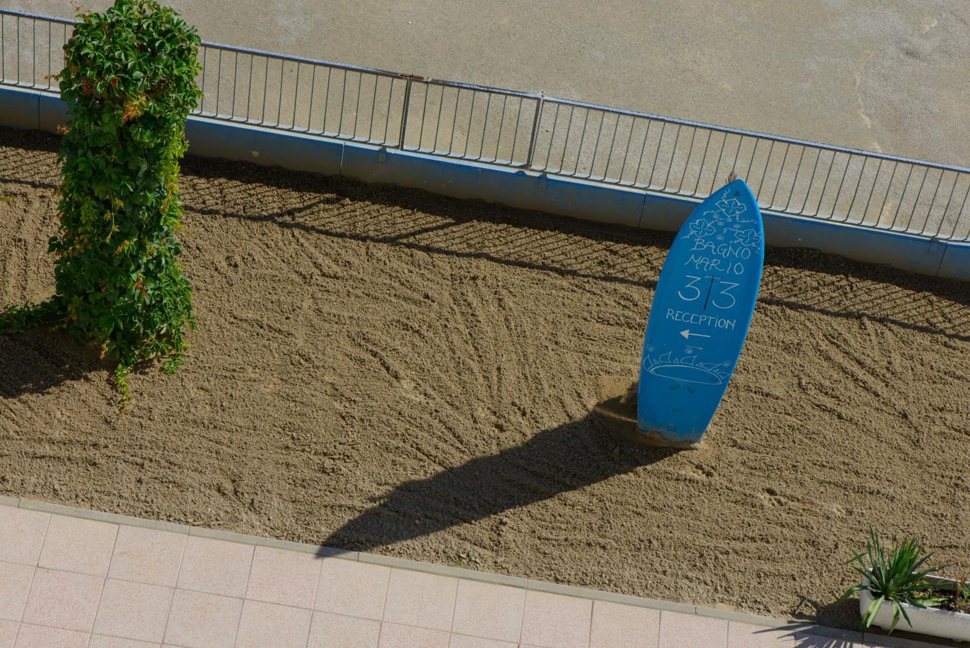 Nautic Beach Hotel Rimini Exterior photo