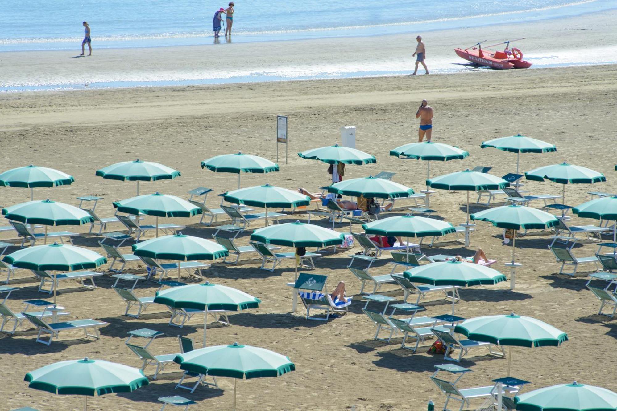 Nautic Beach Hotel Rimini Exterior photo