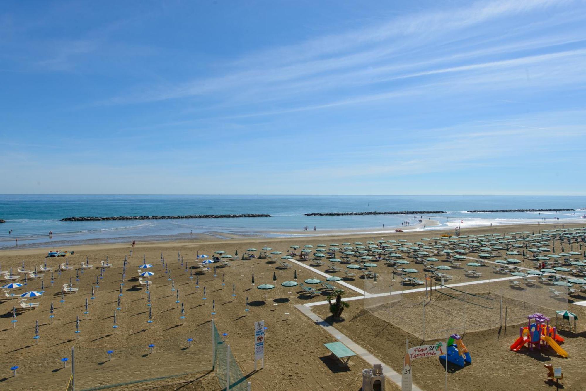 Nautic Beach Hotel Rimini Exterior photo